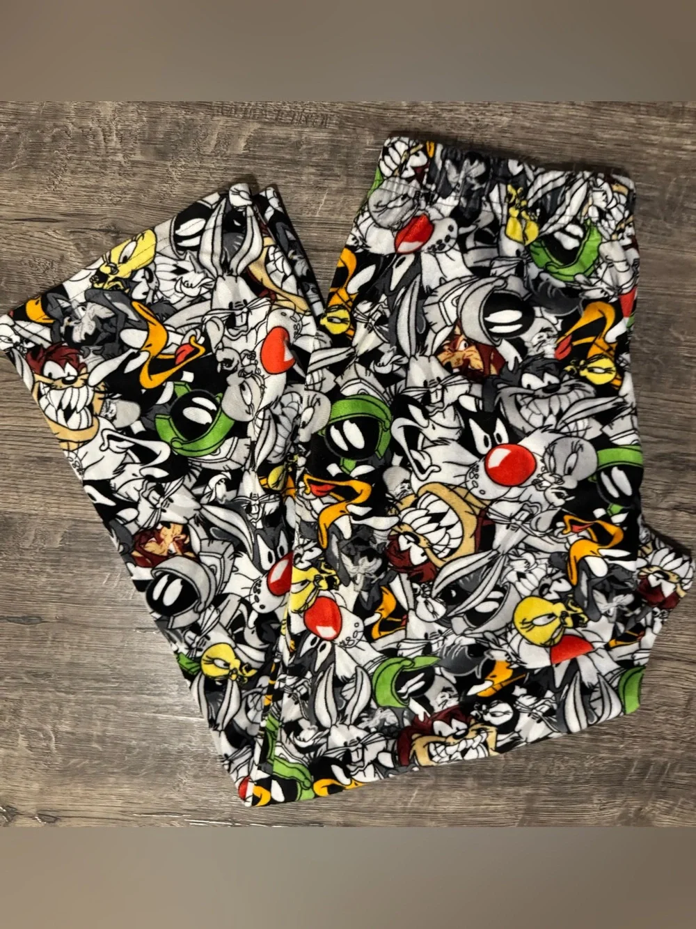 Looney Tunes Men’s Fleece Pajama Pants M Multicolor Graphic Print Elastic